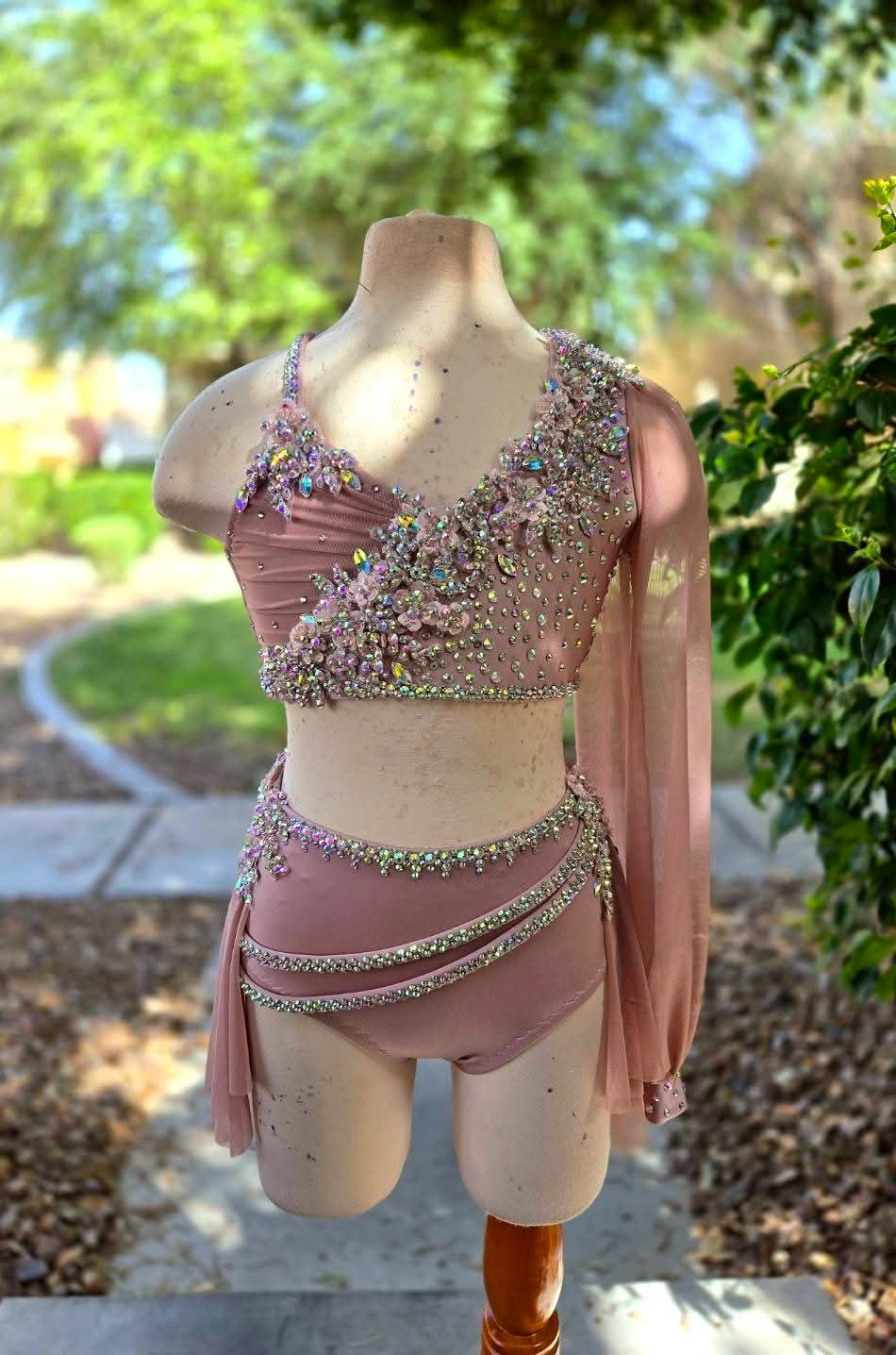 WSC One Sleeve Two Piece